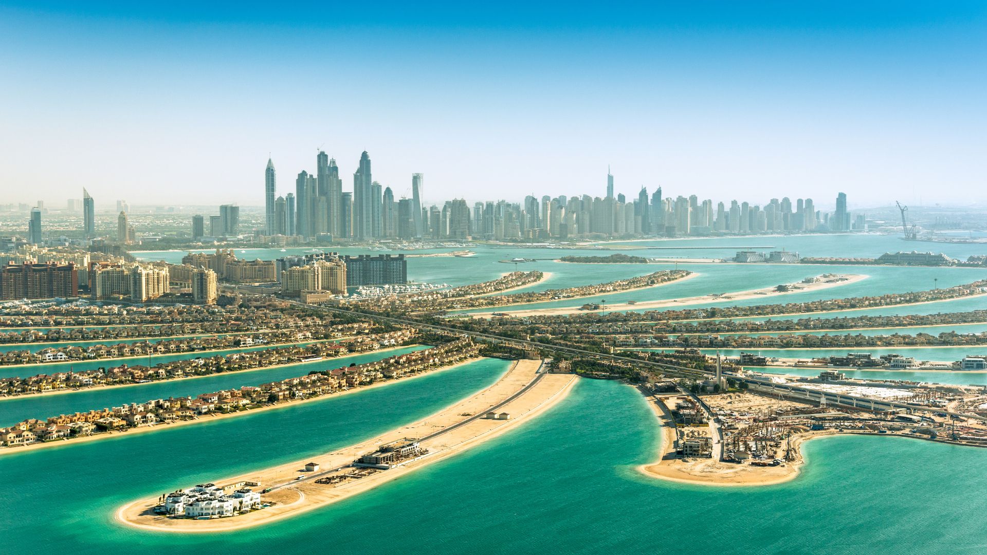 Why Invest in Dubai Real Estate